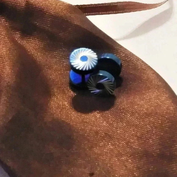 Claire's 18 Gauge Cartlidge/Helix Barbell Set - Picture 1 of 3